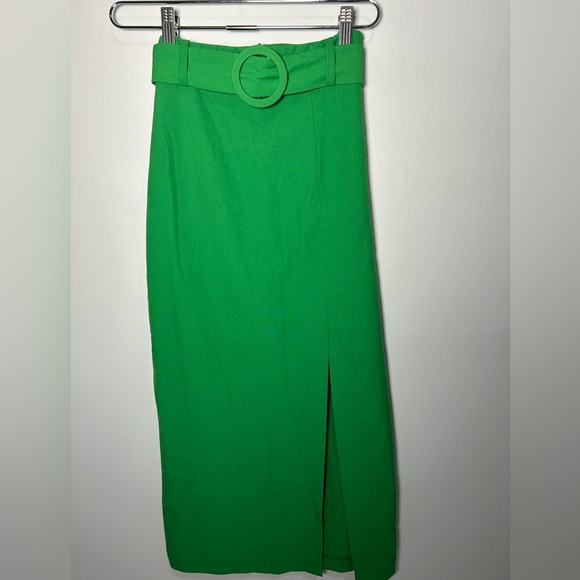 GREEN BELT SKIRT - Picture 1 of 4